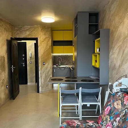 Апартаменты Fully Furnished Apartment-b7